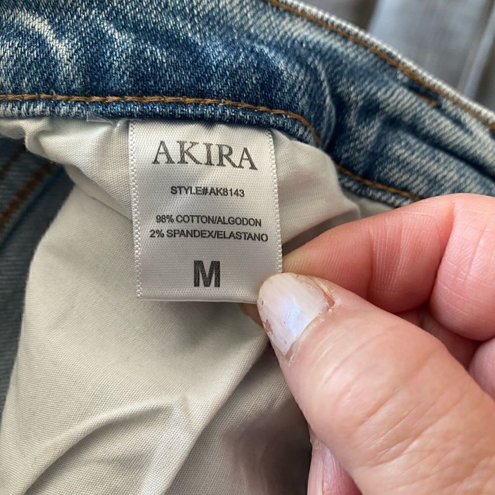 AKIRA Bermuda Jean Cut-off Shorts size M - Picture 7 of 8
